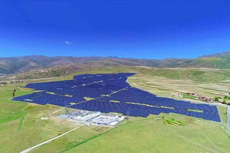 太阳能光伏板价格多少一平方？别再被“一平方”给骗了，真相在这里